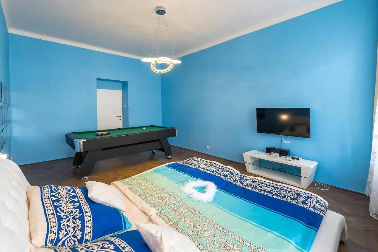 Apartman Exclusive Prague Whirlpool Апартаменты