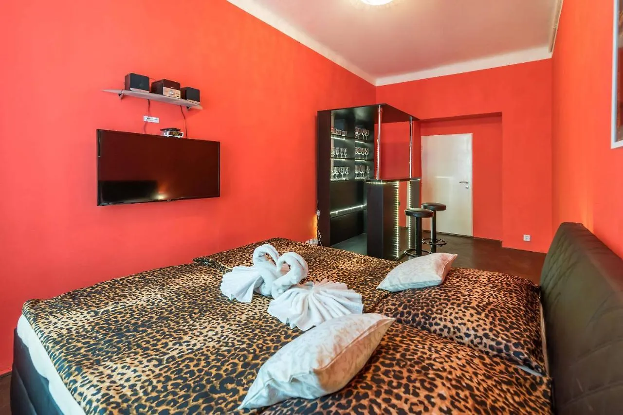 Apartman Exclusive Prague Whirlpool Апартаменты